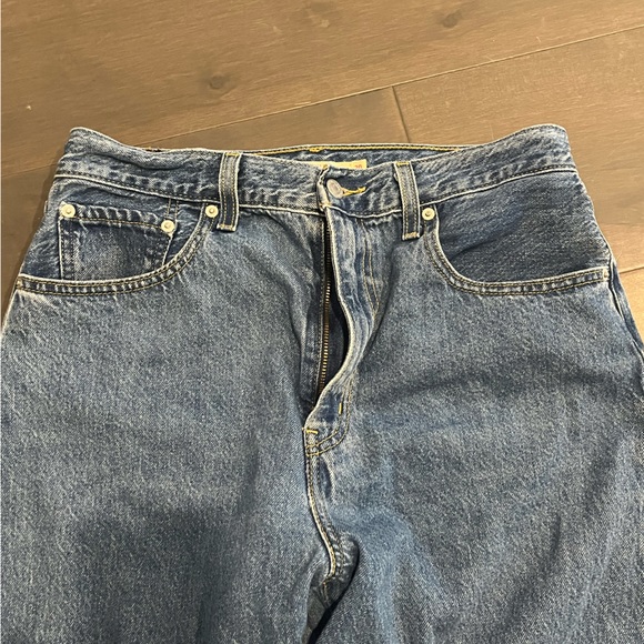 Levi’s High Loose Tapered Ankle Jeans in True Blue - Picture 3 of 5